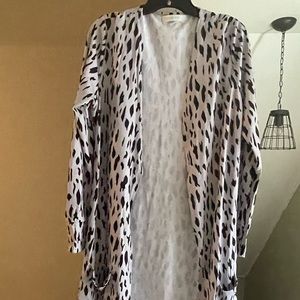 Beautiful cheetah print lightweight duster cardigan